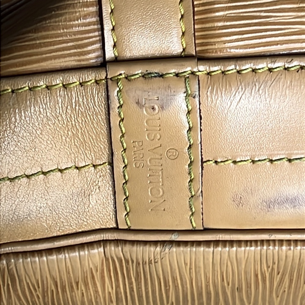 Louis Vuitton Epi noe vintage Leather Bucket Bag - Picture 9 of 14